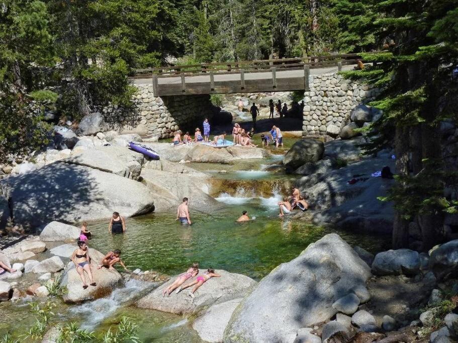 Sequoia Cabin By The River ทรีริเวอร์ส ภายนอก รูปภาพ
