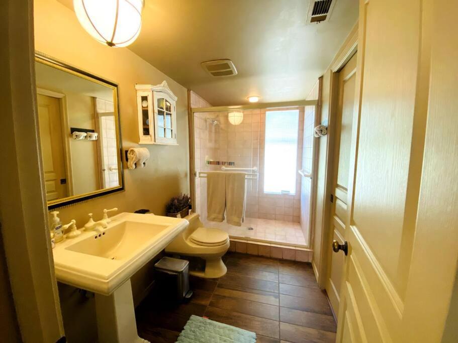 Sequoia Cabin By The River ทรีริเวอร์ส ภายนอก รูปภาพ