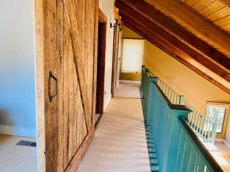 Sequoia Cabin By The River ทรีริเวอร์ส ภายนอก รูปภาพ