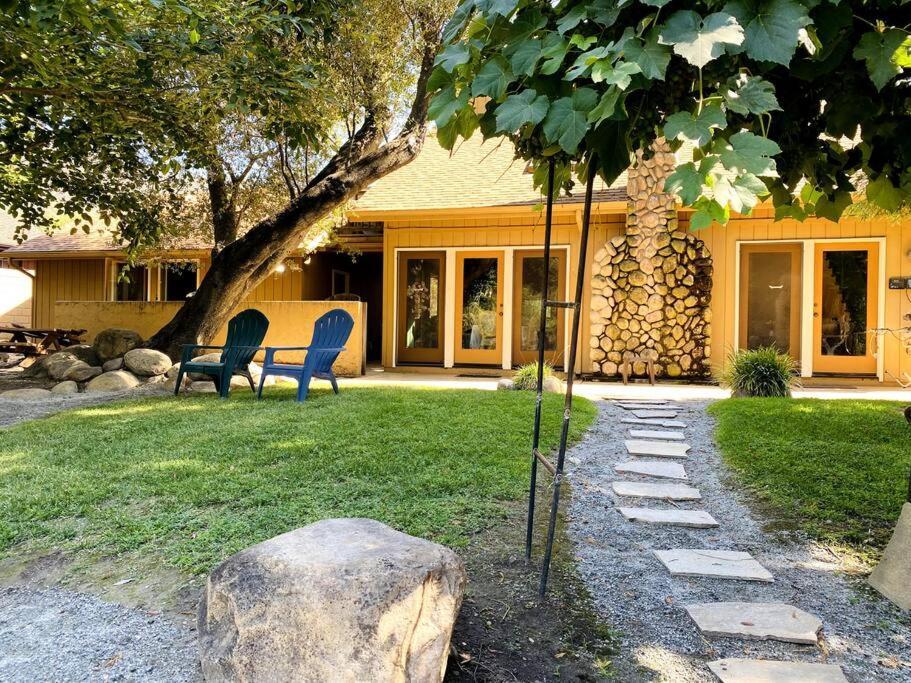 Sequoia Cabin By The River ทรีริเวอร์ส ภายนอก รูปภาพ
