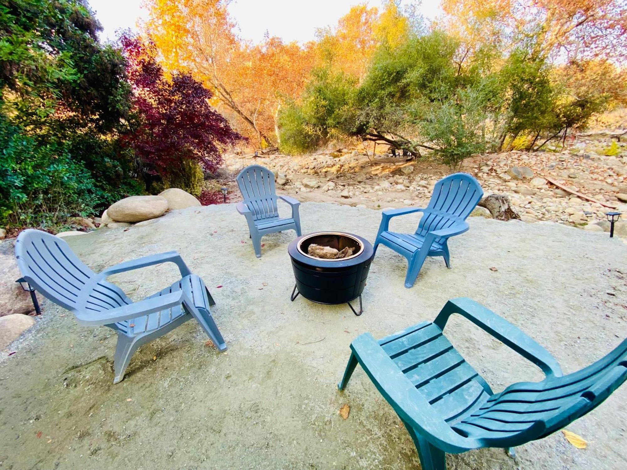 Sequoia Cabin By The River ทรีริเวอร์ส ภายนอก รูปภาพ