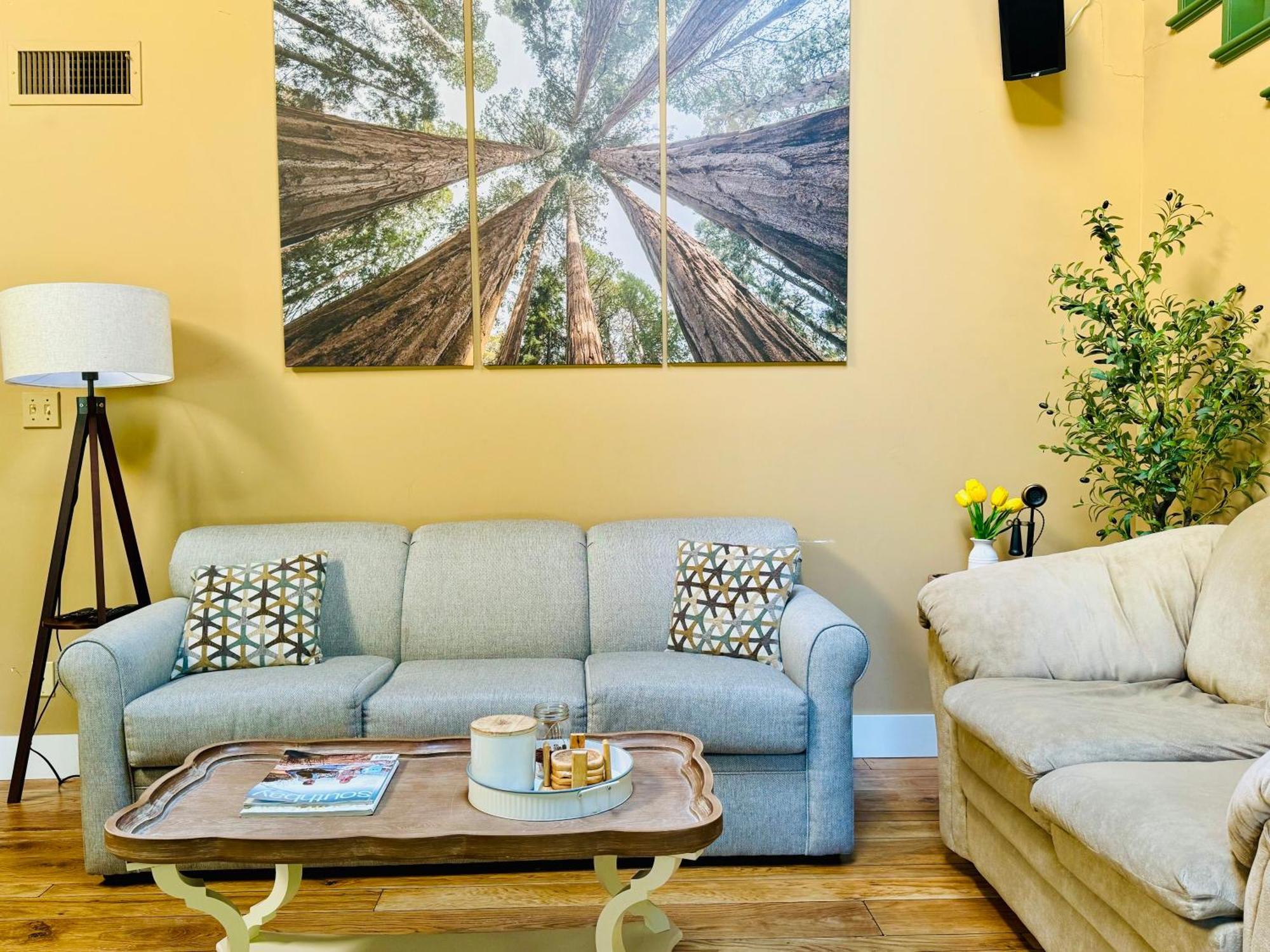 Sequoia Cabin By The River ทรีริเวอร์ส ภายนอก รูปภาพ